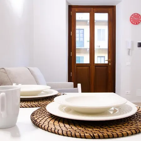 Apartment La Baby By Happyhostorino Turin