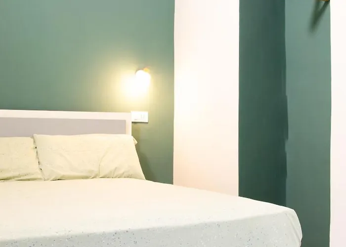 La Baby By Happyhostorino Turin