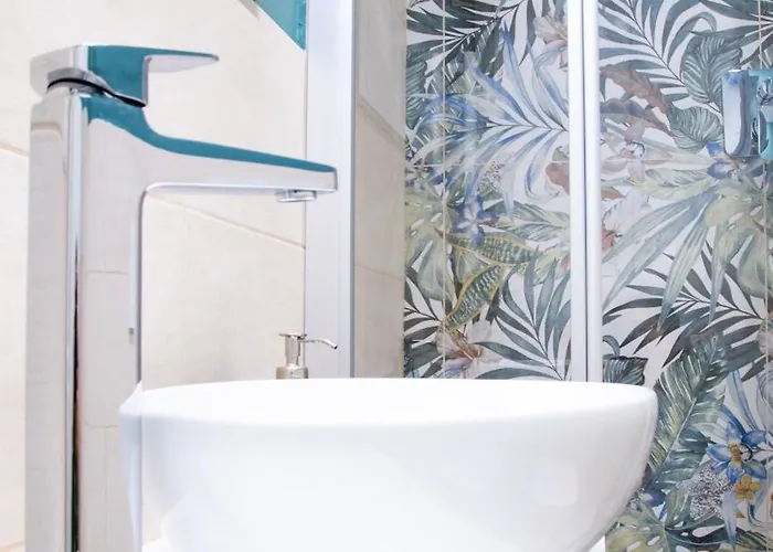 La Baby By Happyhostorino