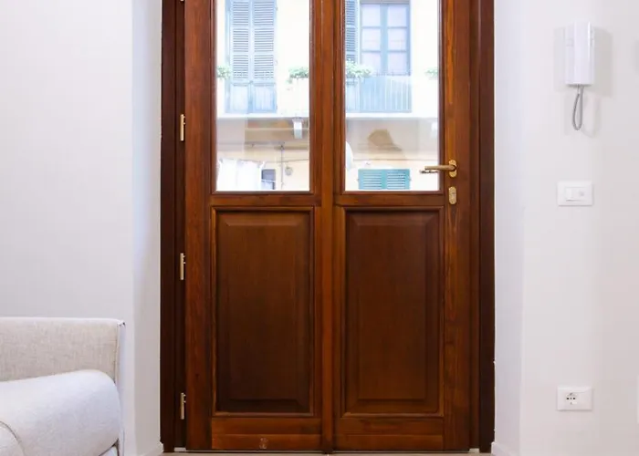 La Baby By Happyhostorino * Turin